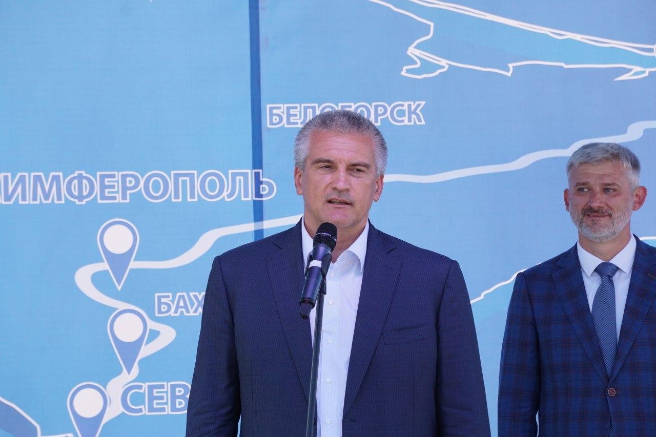 Аксёнов пообещал «переломить ситуацию» с плохими дорогами в городах Крыма