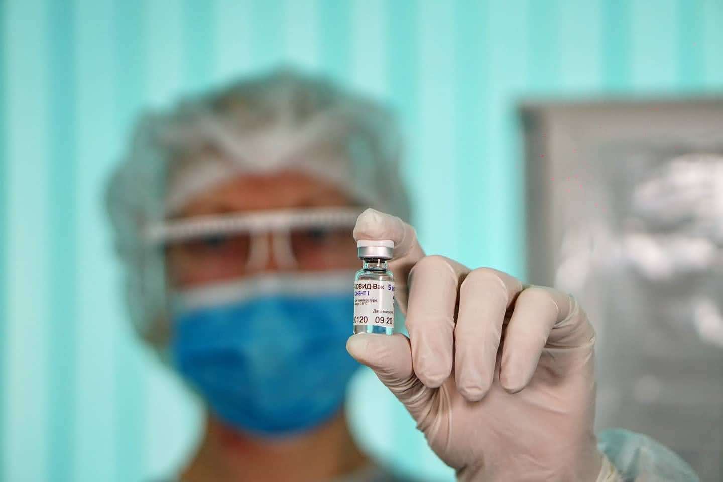 В Крыму есть порядка 200 тысяч доз вакцин от COVID-19