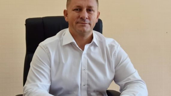 «Стыдно, товарищи!»: Демидов отругал руководителя управляющей компании за беспорядок во дворах после урагана. ВИДЕО