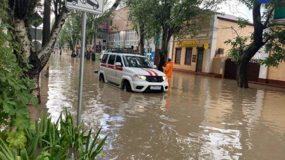 Власти Крыма выделили 161 млн рублей на ликвидацию последствий наводнения