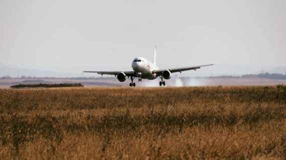 12 самолётов не могут прилететь в аэропорт Симферополя из-за тумана