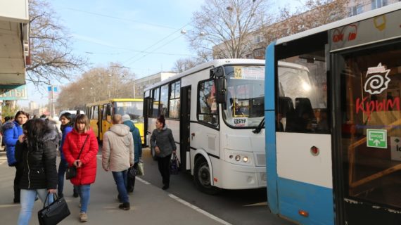 В Симферополе до конца недели на всех остановках повесят расписание маршруток