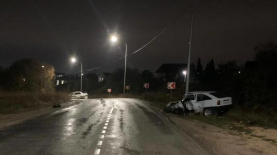 В Севастополе на трассе водитель иномарки погиб в ДТП