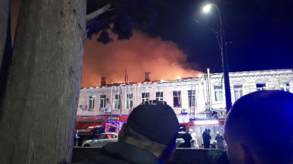 Жильцы сгоревшего в Ялте дома получат компенсационные выплаты