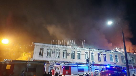 В сгоревшем ялтинском доме пострадали 25 квартир