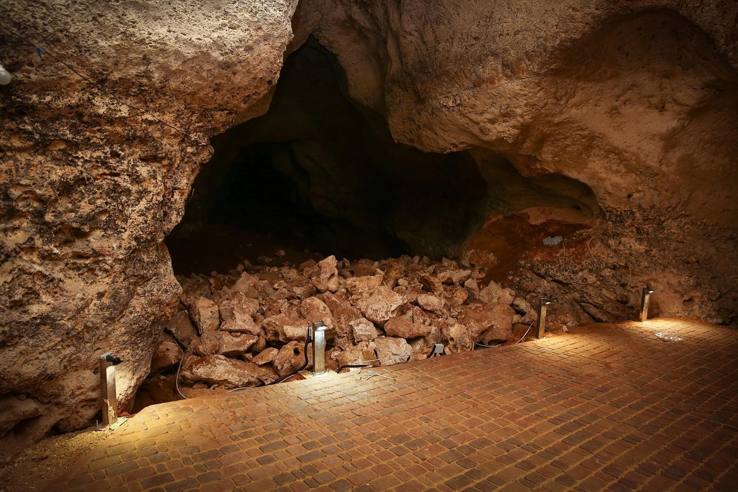 Белогорская пещера таврида